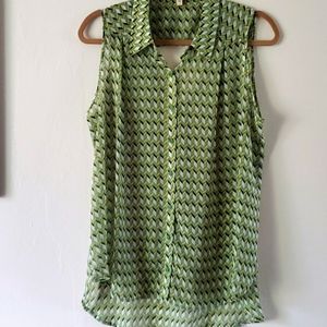 Pleione sleeveless blouse